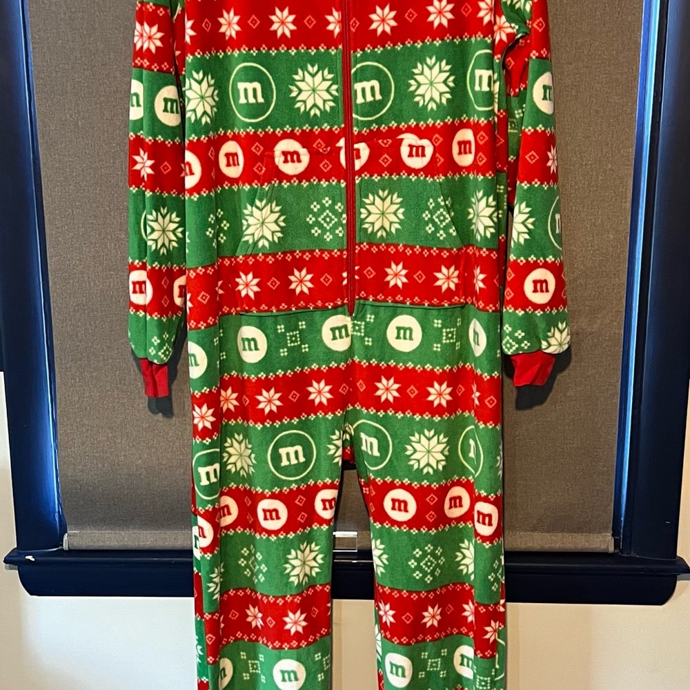 M&M Adult Christmas Onesie, Union Suit, Pajama's, Unisex Men Women L/Xl w/Pocket